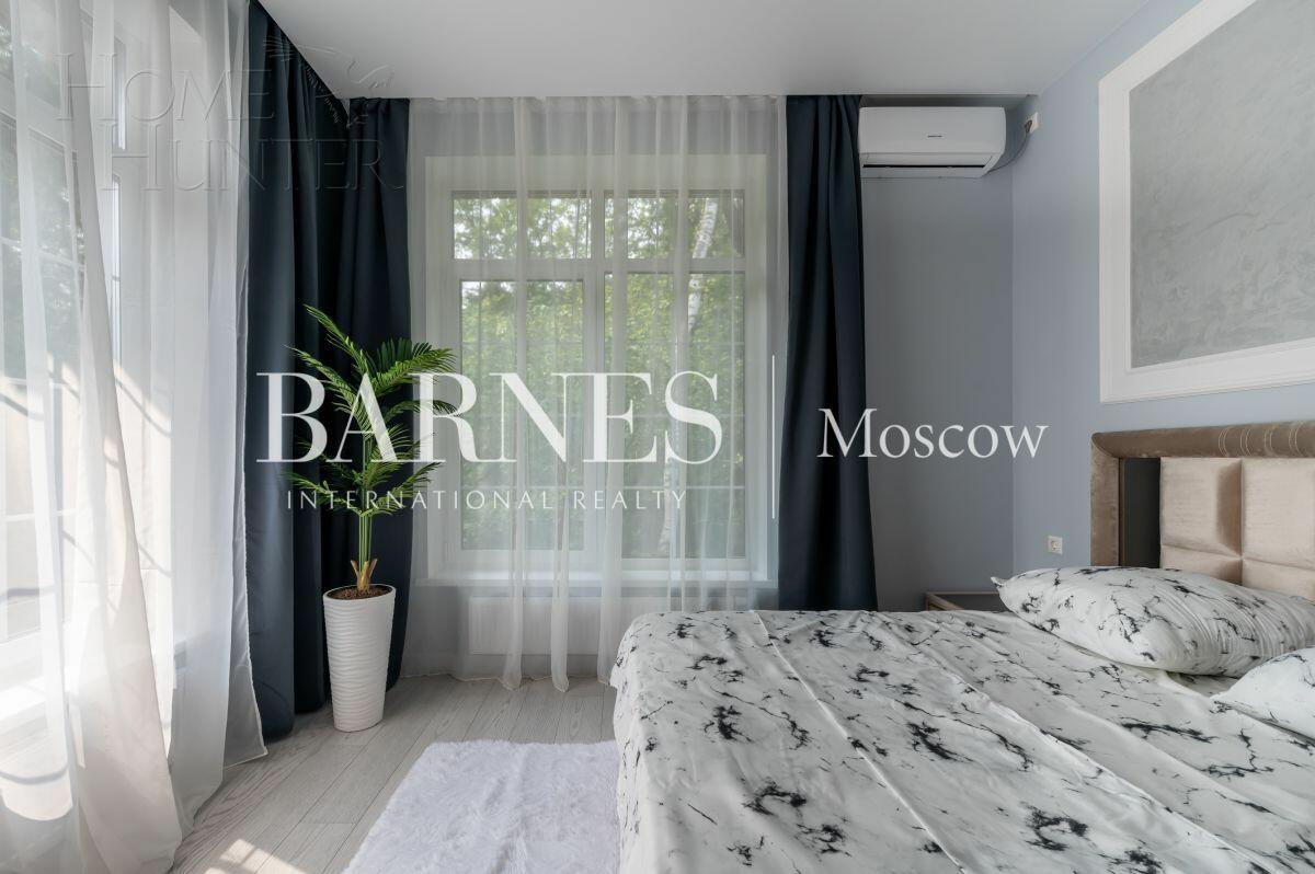 2-этажный коттедж 220 м² с отделкой