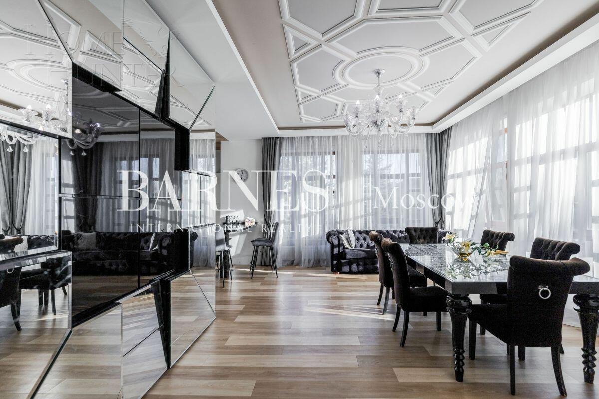 2-этажный коттедж 430 м² с отделкой