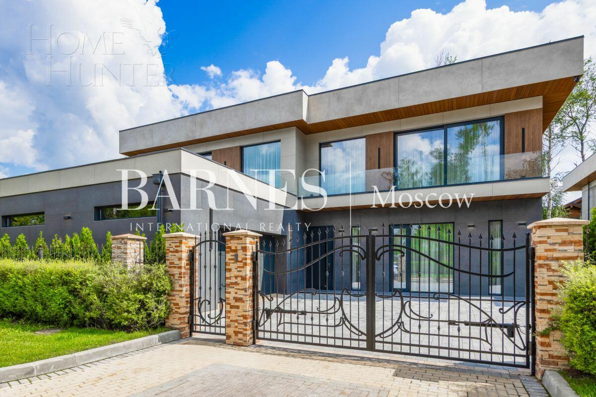 2-этажный коттедж 507.3 м² с отделкой