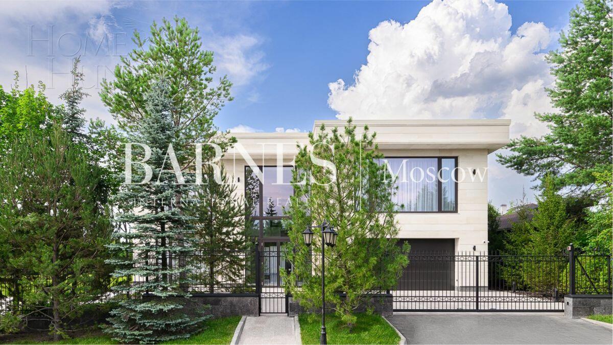 2-этажный коттедж 1 071 м² с отделкой