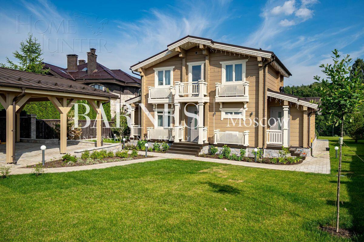 2-этажный коттедж 250 м² с отделкой