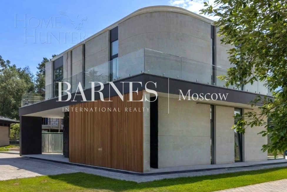 2-этажный коттедж 340 м² без отделки