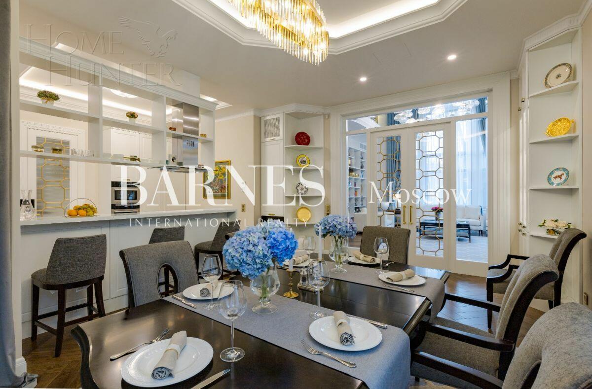 2-этажный коттедж 424 м² с отделкой