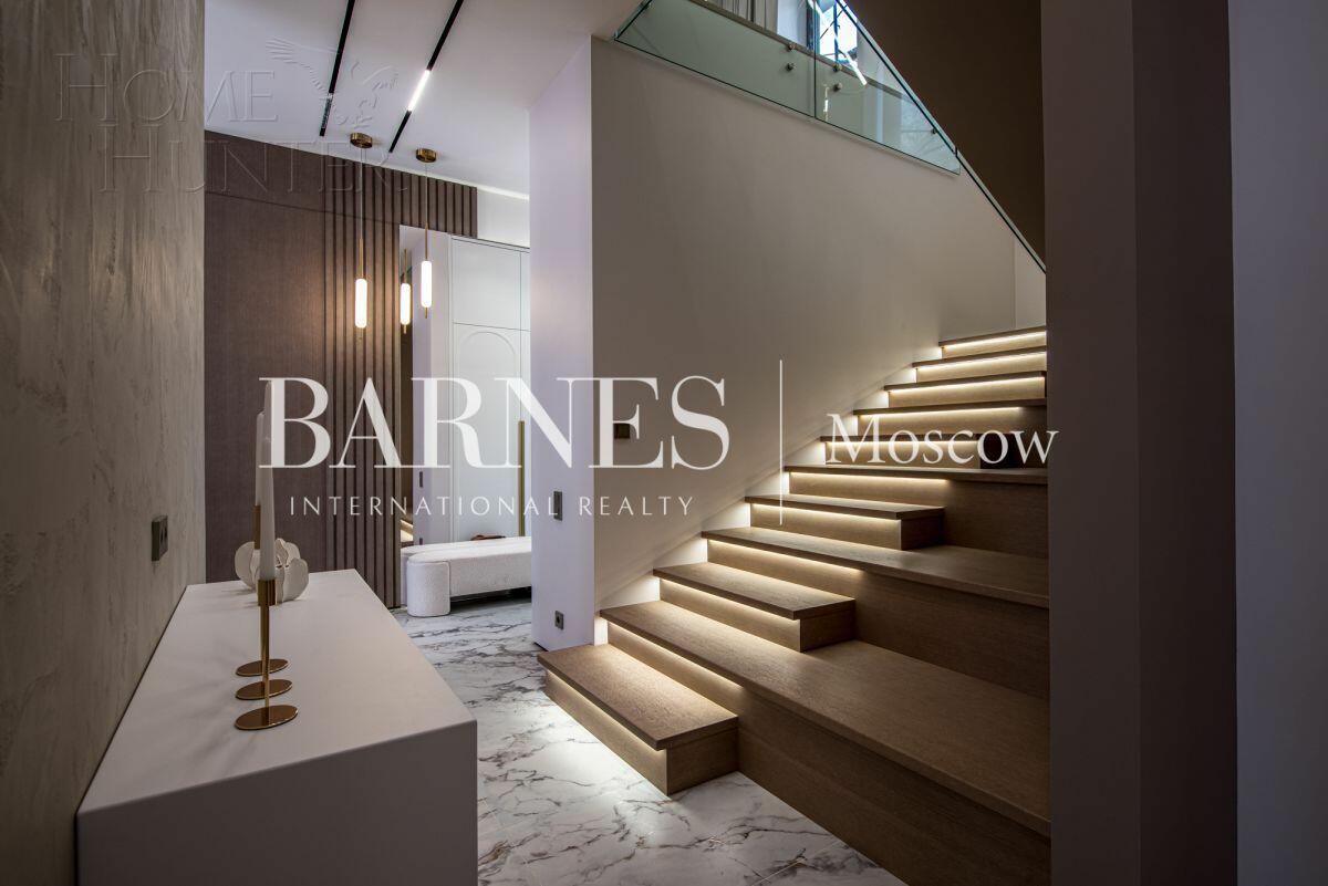 2-этажный коттедж 347 м² без отделки