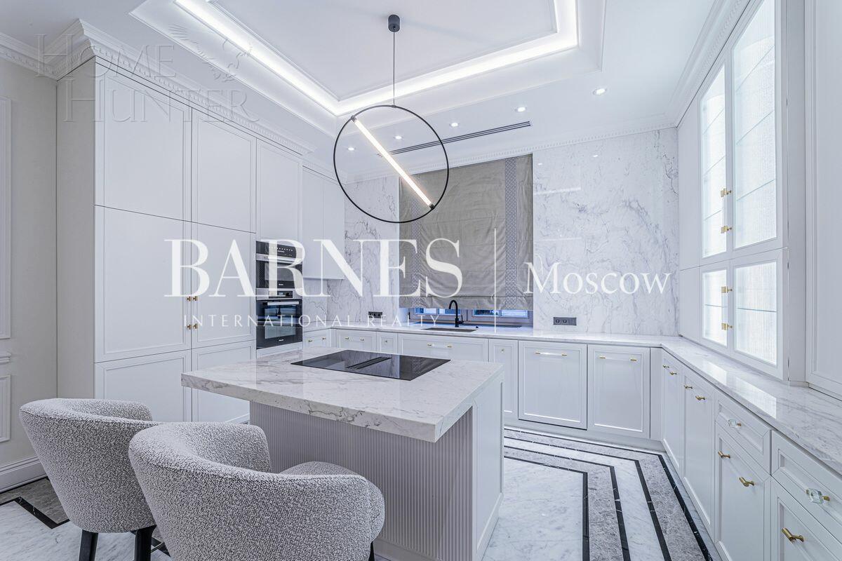 2-этажный коттедж 462 м² с отделкой