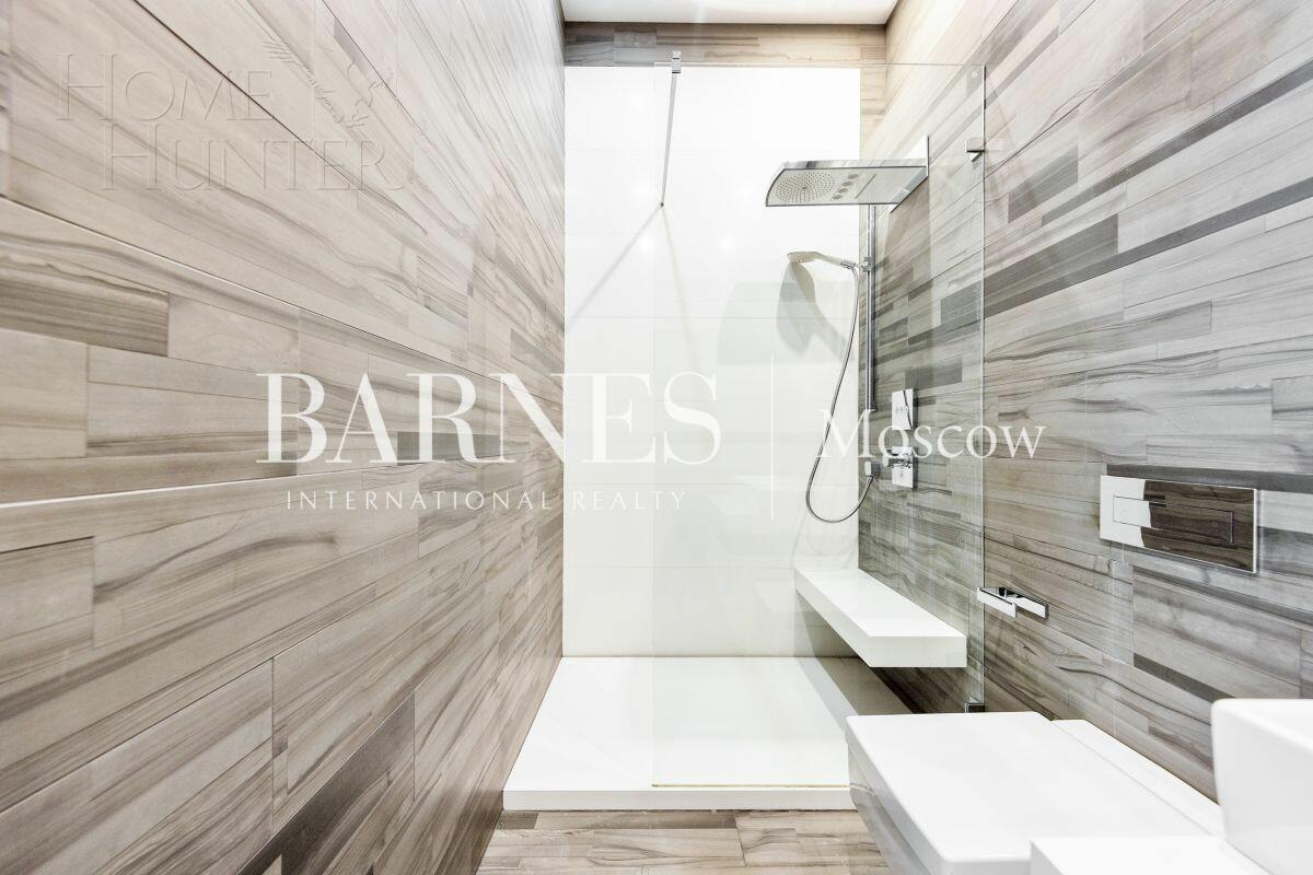 2-этажный таунхаус 430 м² с отделкой