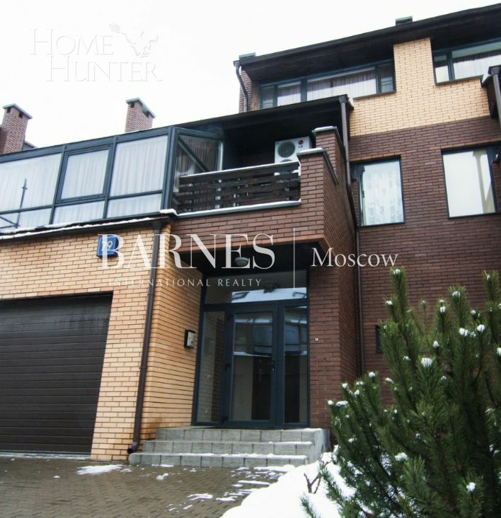 2-этажный таунхаус 280 м² с отделкой