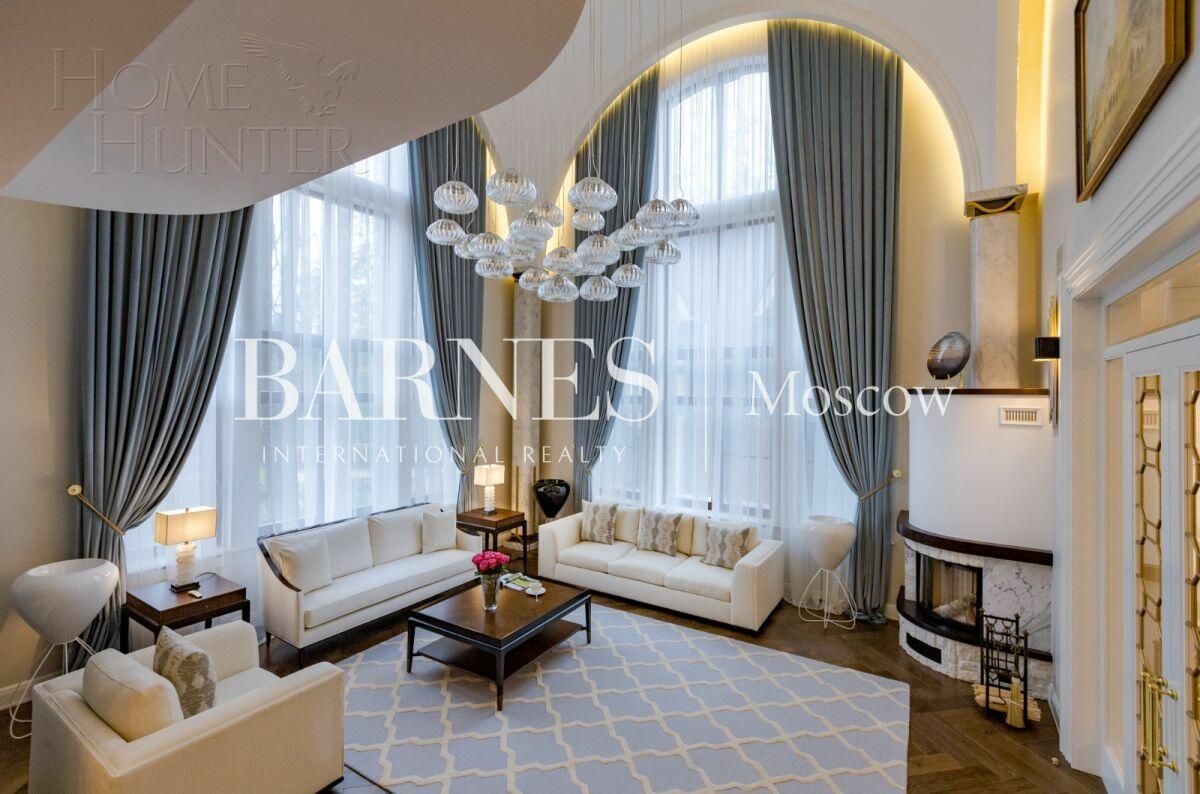 2-этажный коттедж 424 м² с отделкой