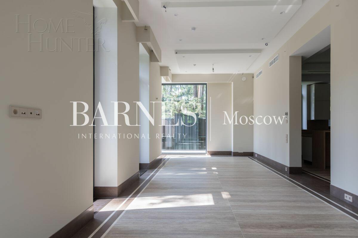 3-этажный коттедж 380 м² с отделкой