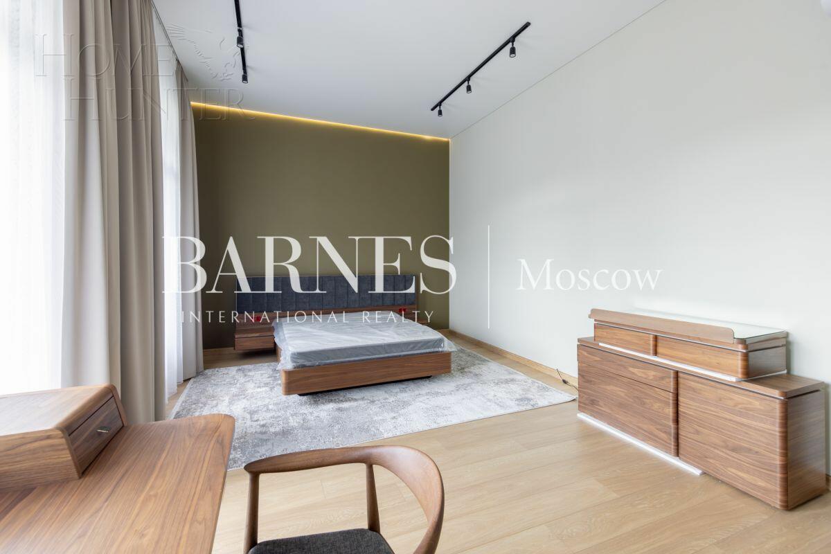 2-этажный коттедж 1 327 м² с отделкой