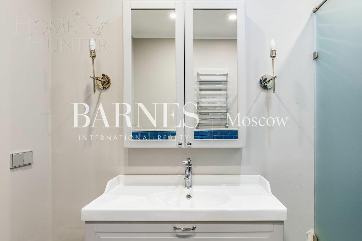 2-этажный коттедж 1 087 м² с отделкой