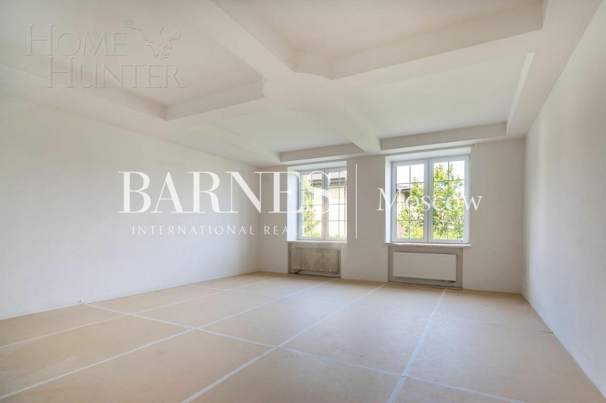 3-этажный коттедж 1 162 м² с отделкой