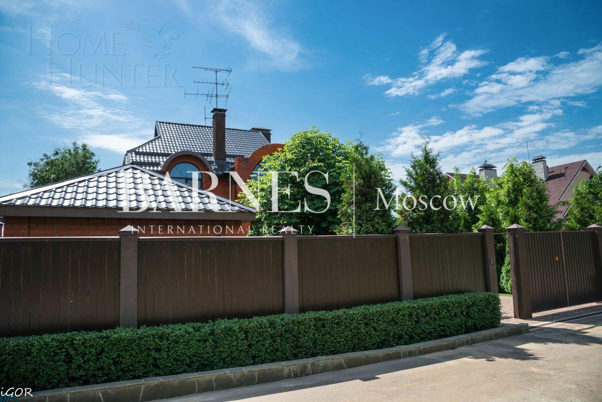 2-этажный коттедж 312 м² с отделкой