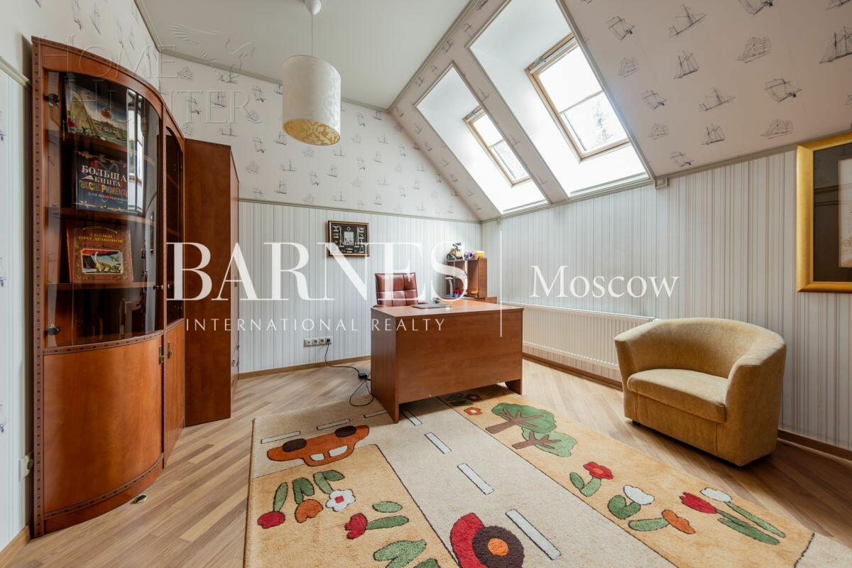 2-этажный коттедж 471 м² с отделкой