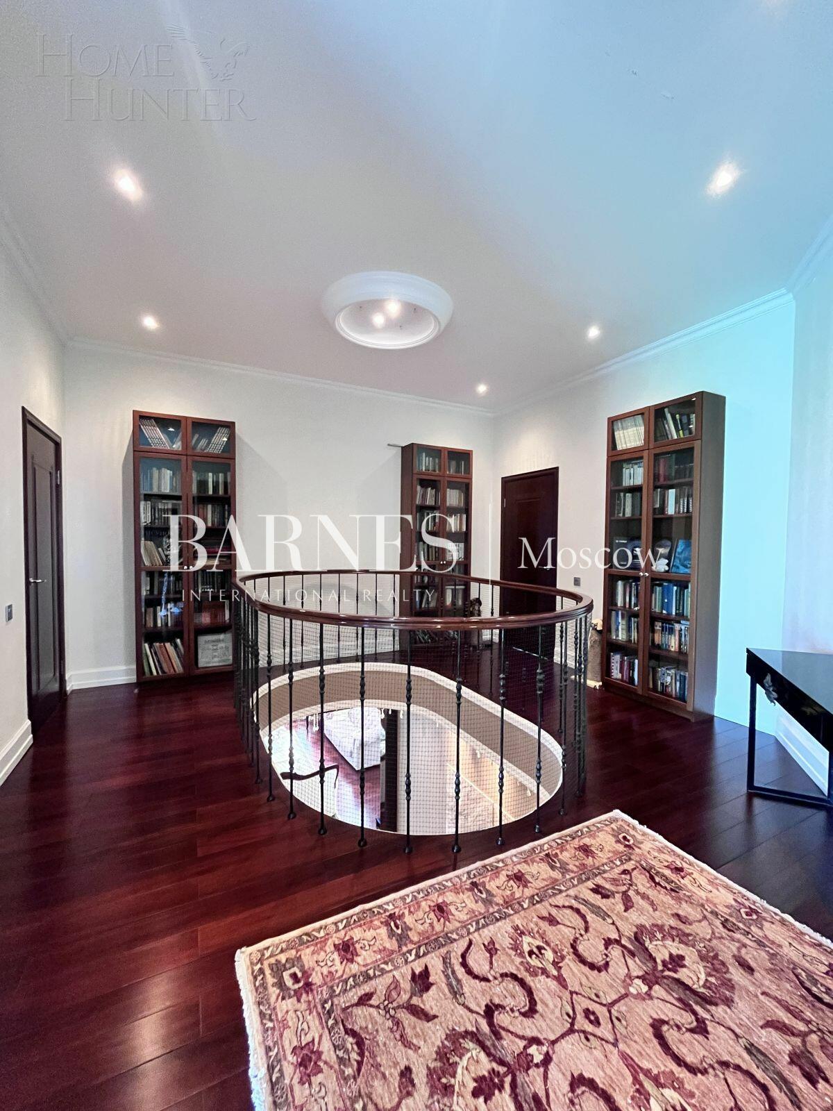 2-этажный коттедж 366 м² без отделки