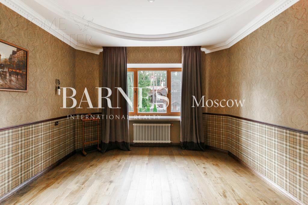 2-этажный коттедж 696 м² с отделкой