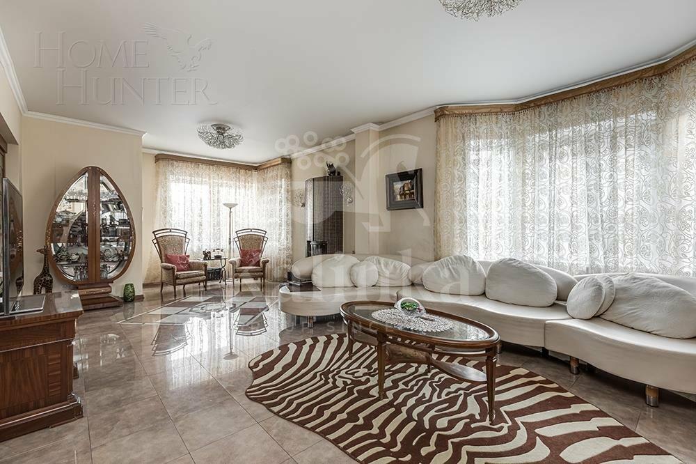 2-этажный коттедж 300 м² с отделкой