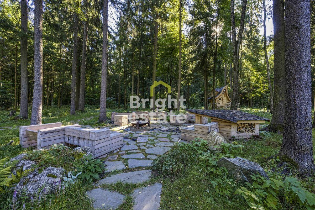 2-этажный коттедж 2 327 м² без отделки