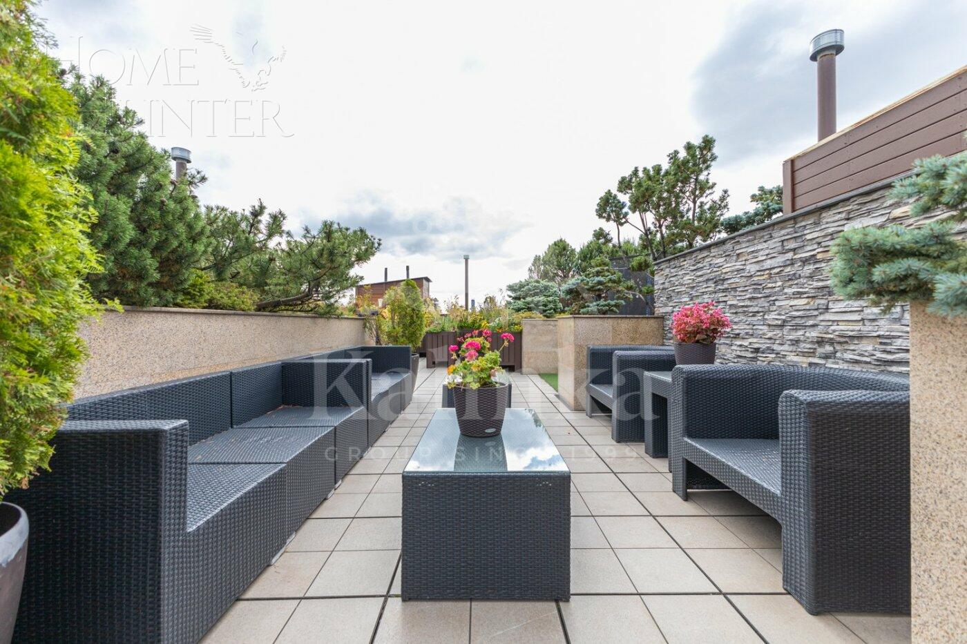 4-КОМН. КВАРТИРА С ОТДЕЛКОЙ 244 М² НА 4 ЭТАЖЕ