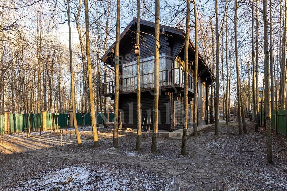 2-этажный коттедж 300 м² с отделкой