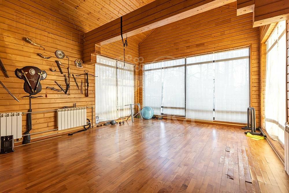 2-этажный коттедж 300 м² с отделкой