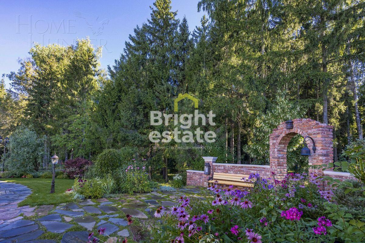 2-этажный коттедж 2 327 м² без отделки