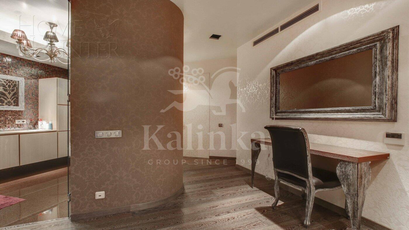 3-КОМН. КВАРТИРА С ОТДЕЛКОЙ 168.7 М² НА 2 ЭТАЖЕ