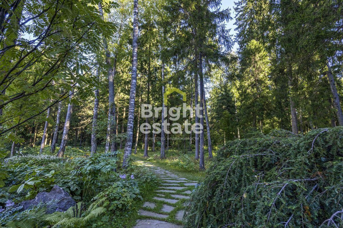 2-этажный коттедж 2 327 м² без отделки