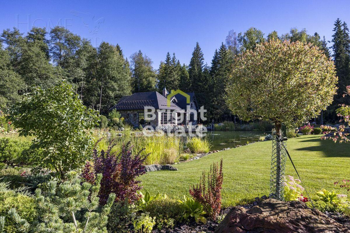 2-этажный коттедж 2 327 м² без отделки