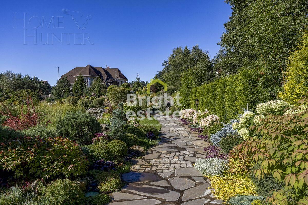 2-этажный коттедж 2 327 м² без отделки