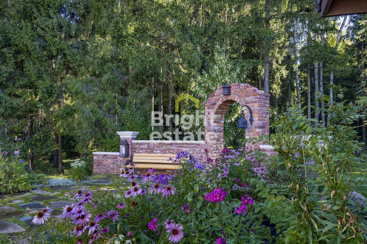 2-этажный коттедж 2 327 м² без отделки