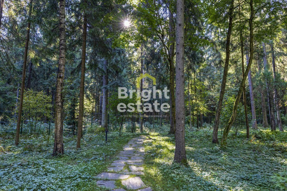 2-этажный коттедж 2 327 м² без отделки