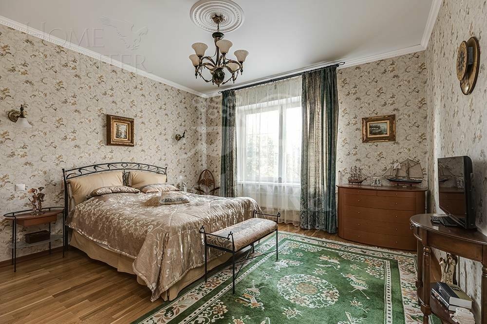 2-этажный коттедж 300 м² с отделкой