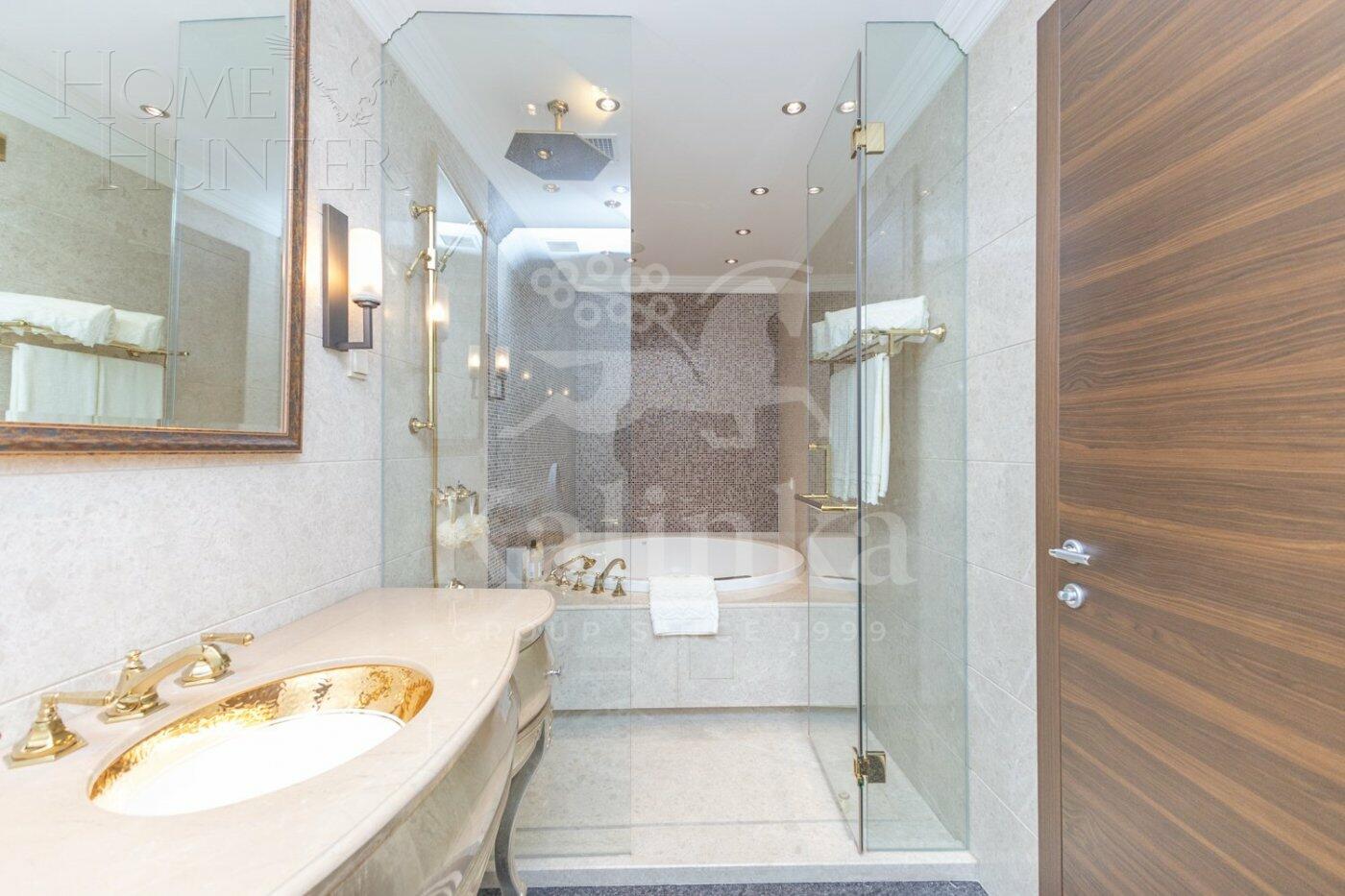 4-КОМН. КВАРТИРА С ОТДЕЛКОЙ 244 М² НА 4 ЭТАЖЕ