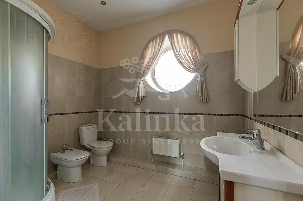 2-этажный коттедж 300 м² с отделкой