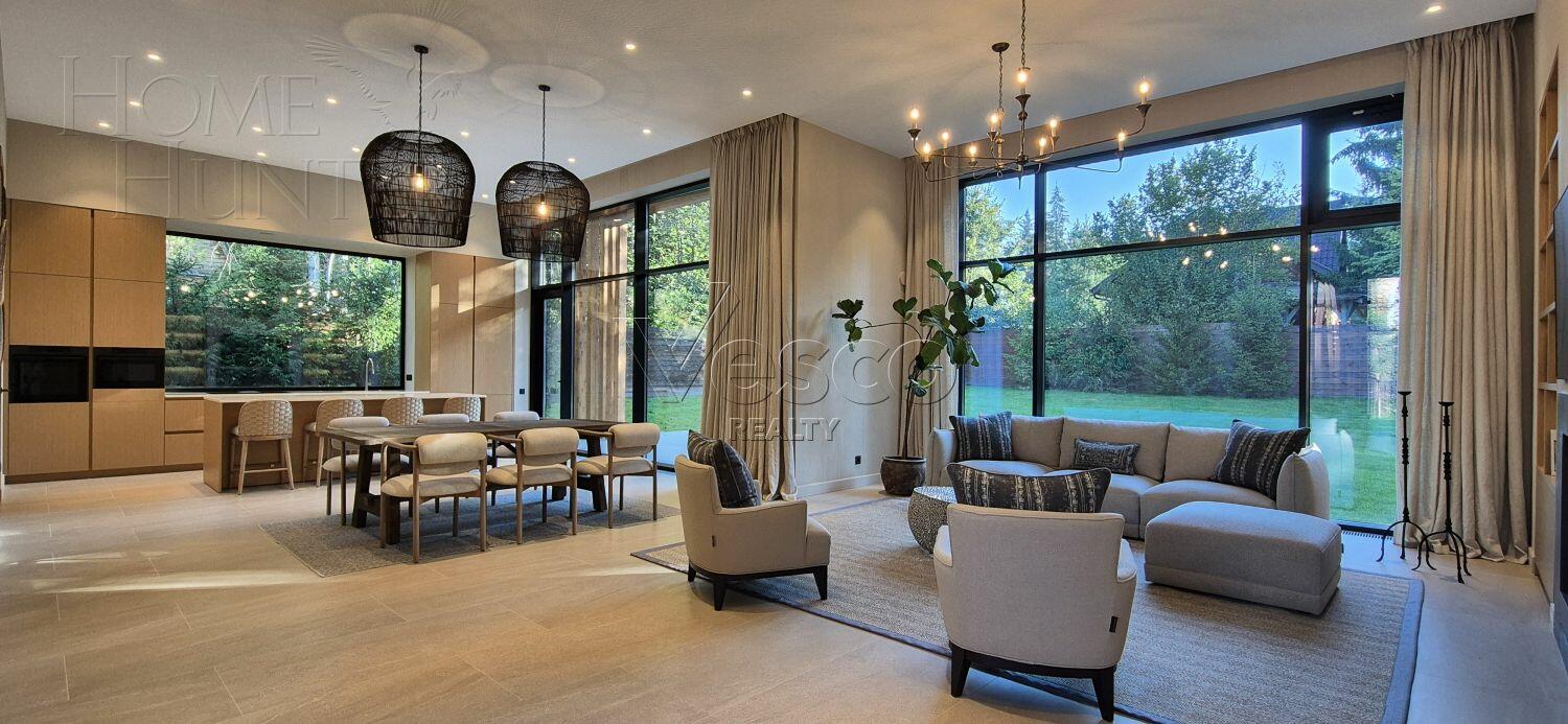 1-этажный коттедж 275 м² с отделкой