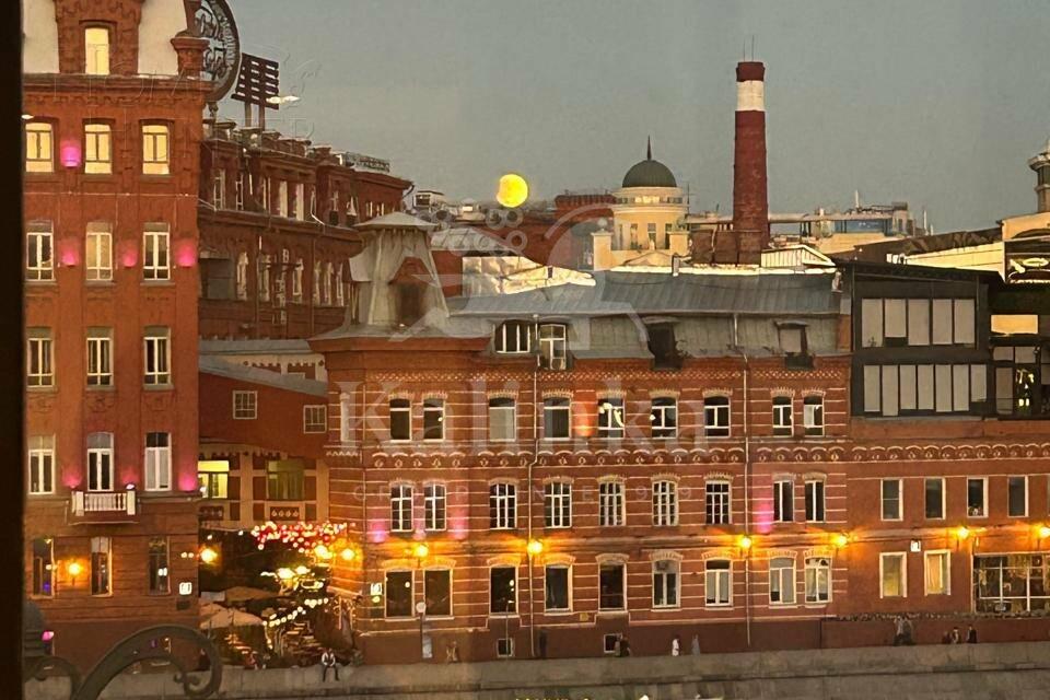 4-КОМН. КВАРТИРА С ОТДЕЛКОЙ 244 М² НА 4 ЭТАЖЕ