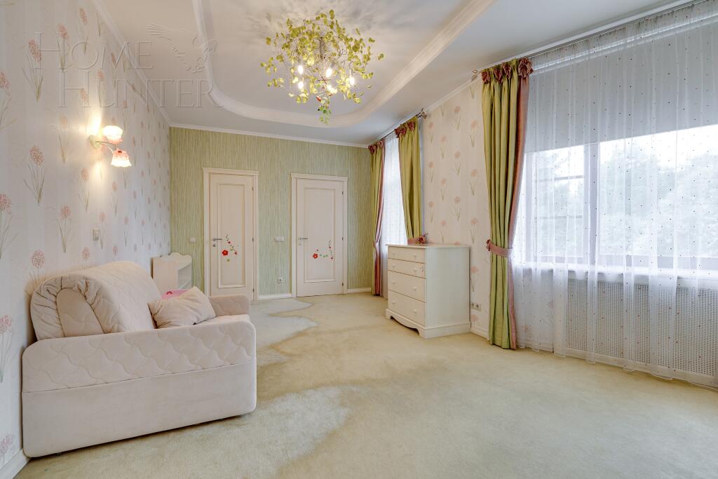 2-этажный коттедж 550 м² с отделкой