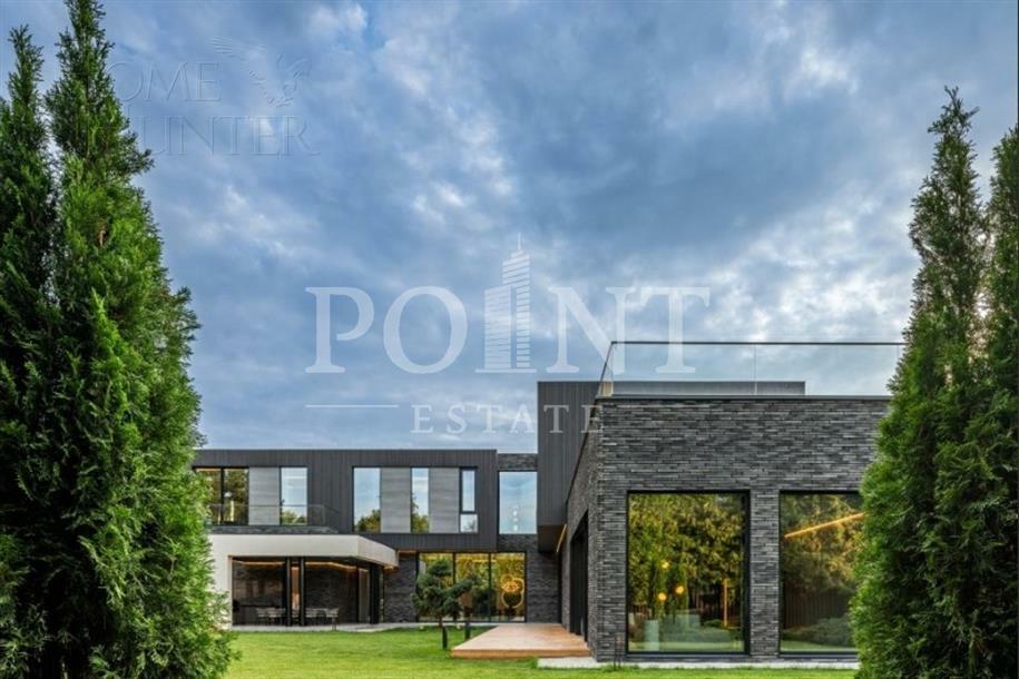 2-этажный коттедж 1 265 м² с отделкой