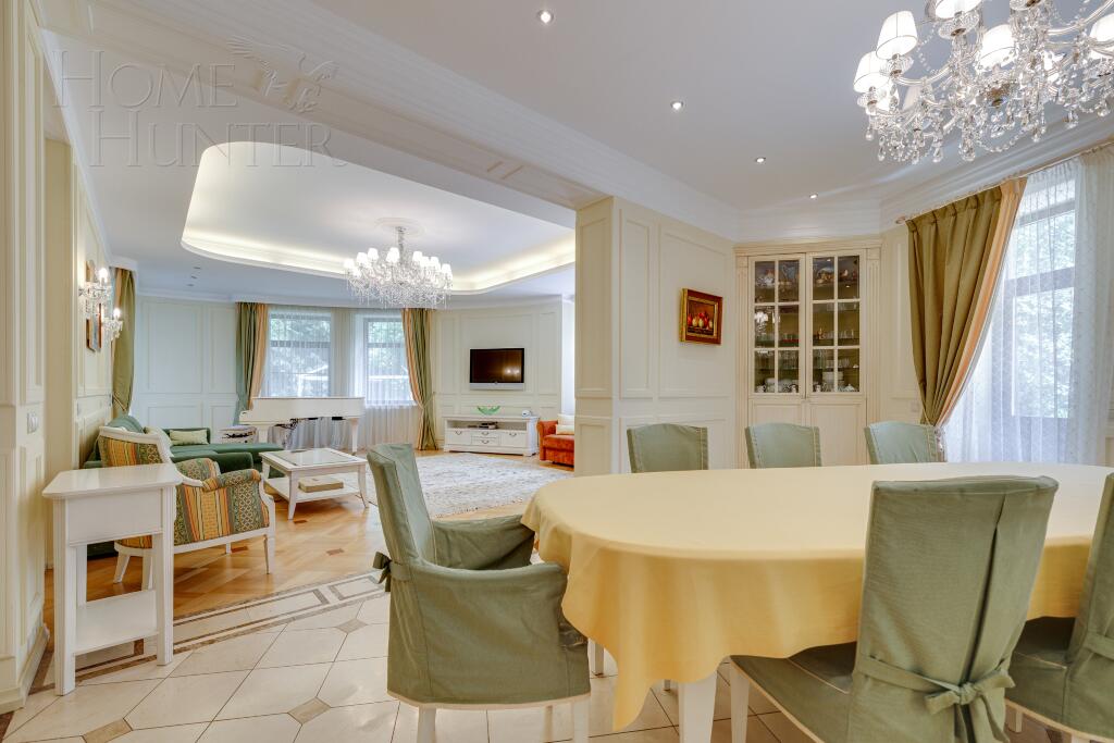 2-этажный коттедж 550 м² с отделкой