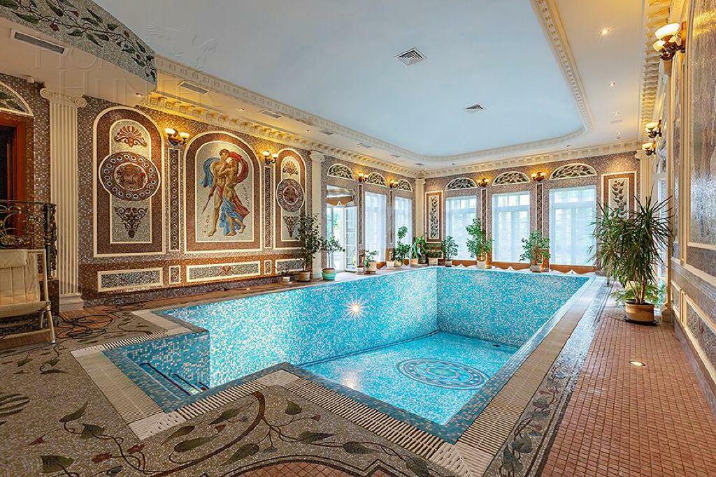 2-этажный коттедж 1 400 м² с отделкой