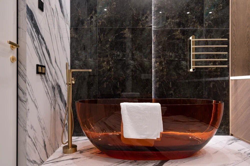 5-КОМН. КВАРТИРА С ОТДЕЛКОЙ 200 М² НА 6 ЭТАЖЕ