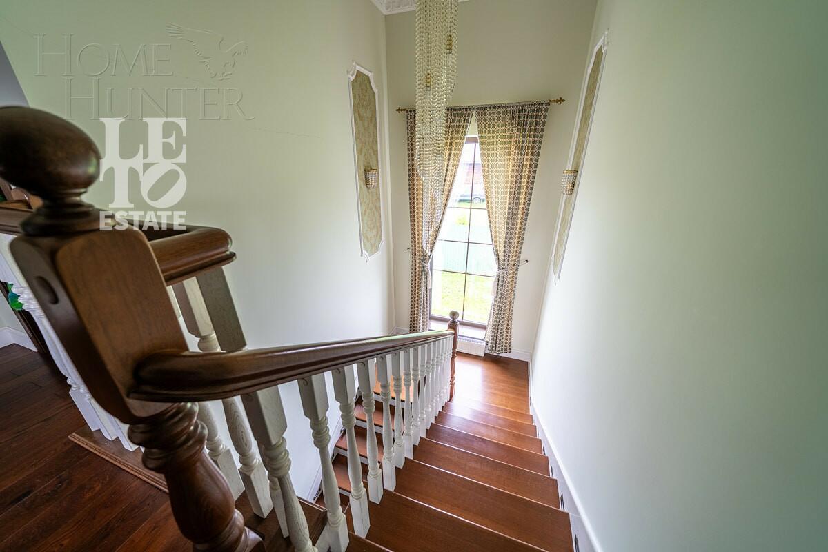 2-этажный коттедж 318.7 м² с отделкой