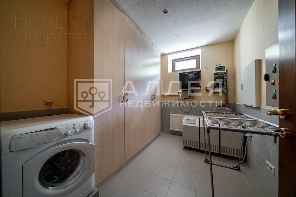 3-этажный коттедж 633 м² с отделкой