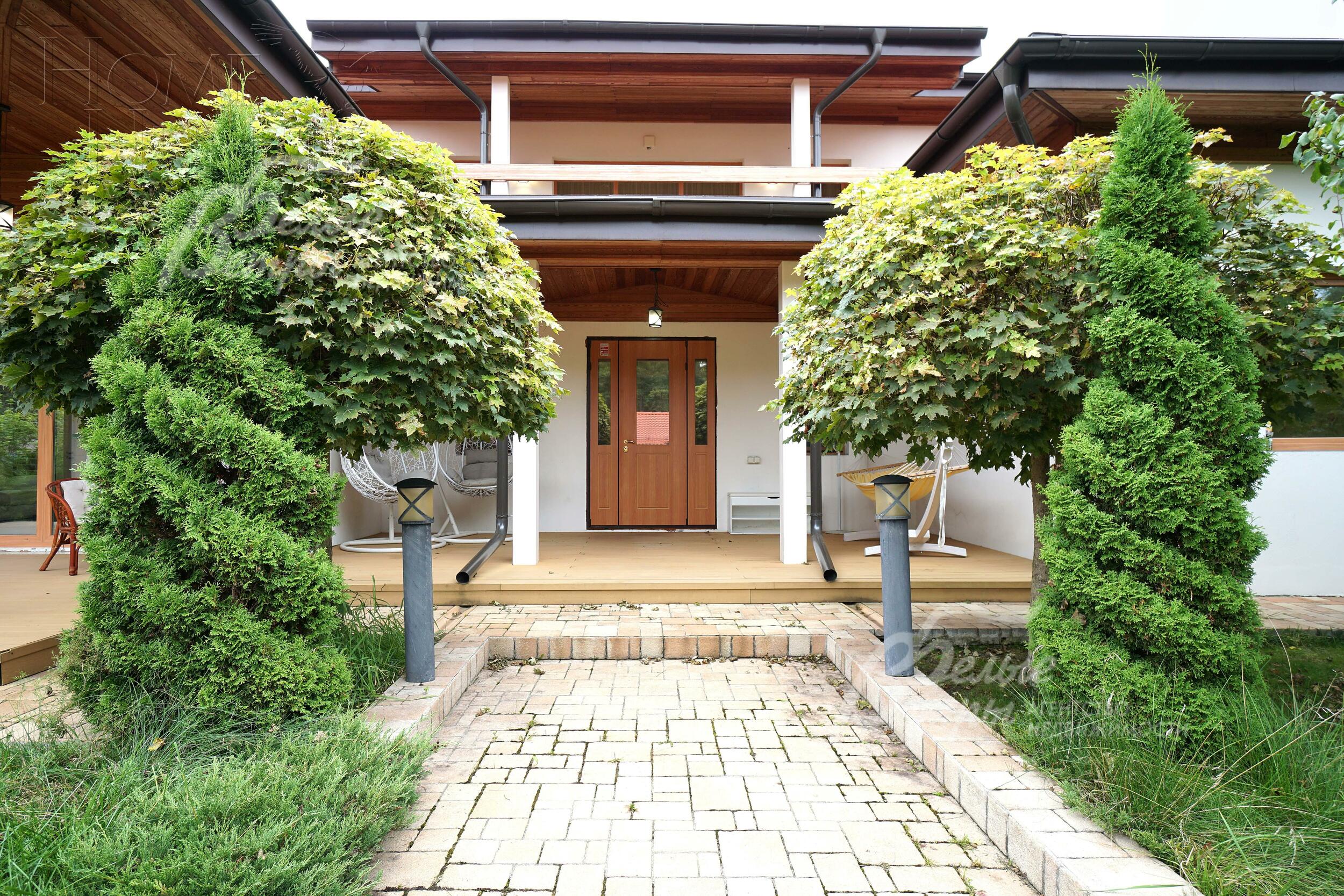 2-этажный коттедж 500 м² с отделкой