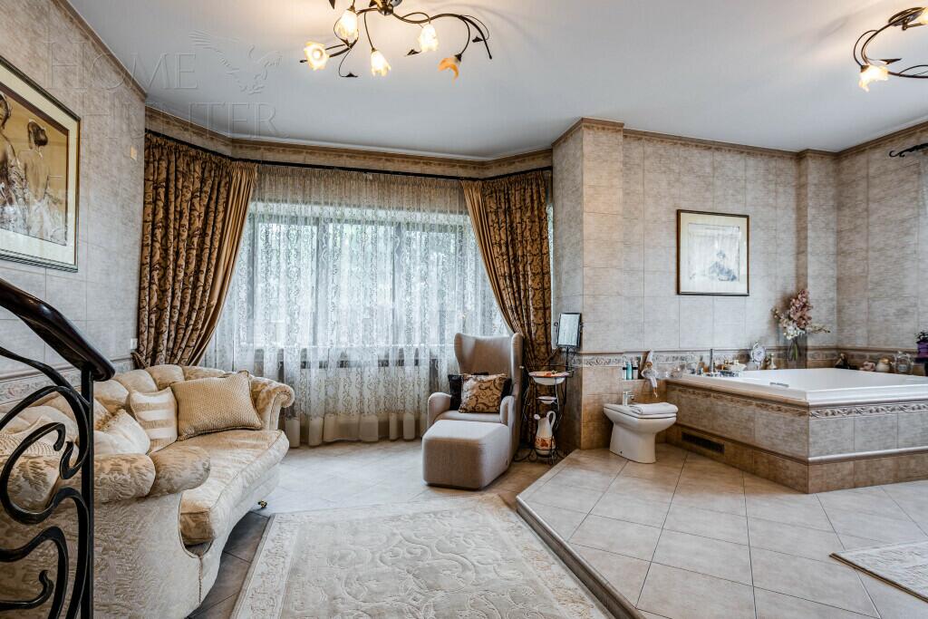 3-этажный коттедж 762 м² с отделкой