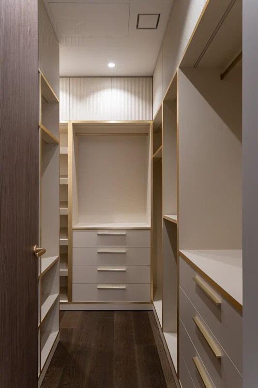 5-КОМН. КВАРТИРА С ОТДЕЛКОЙ 200 М² НА 6 ЭТАЖЕ