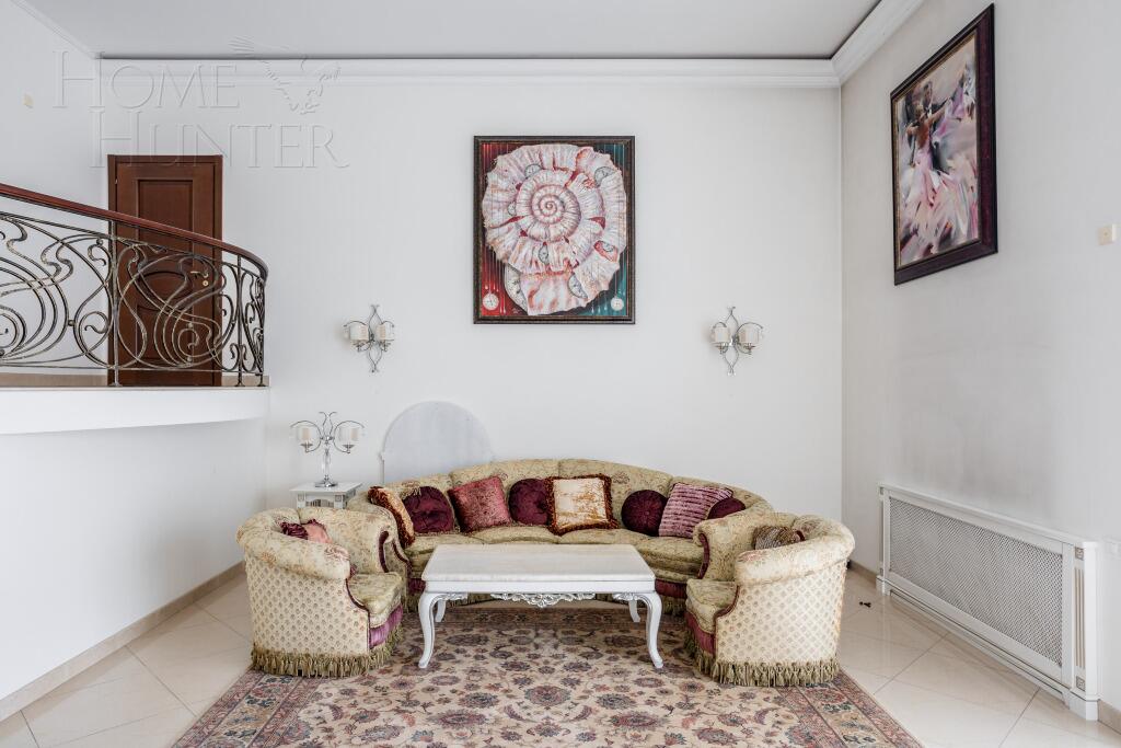 3-этажный коттедж 762 м² с отделкой