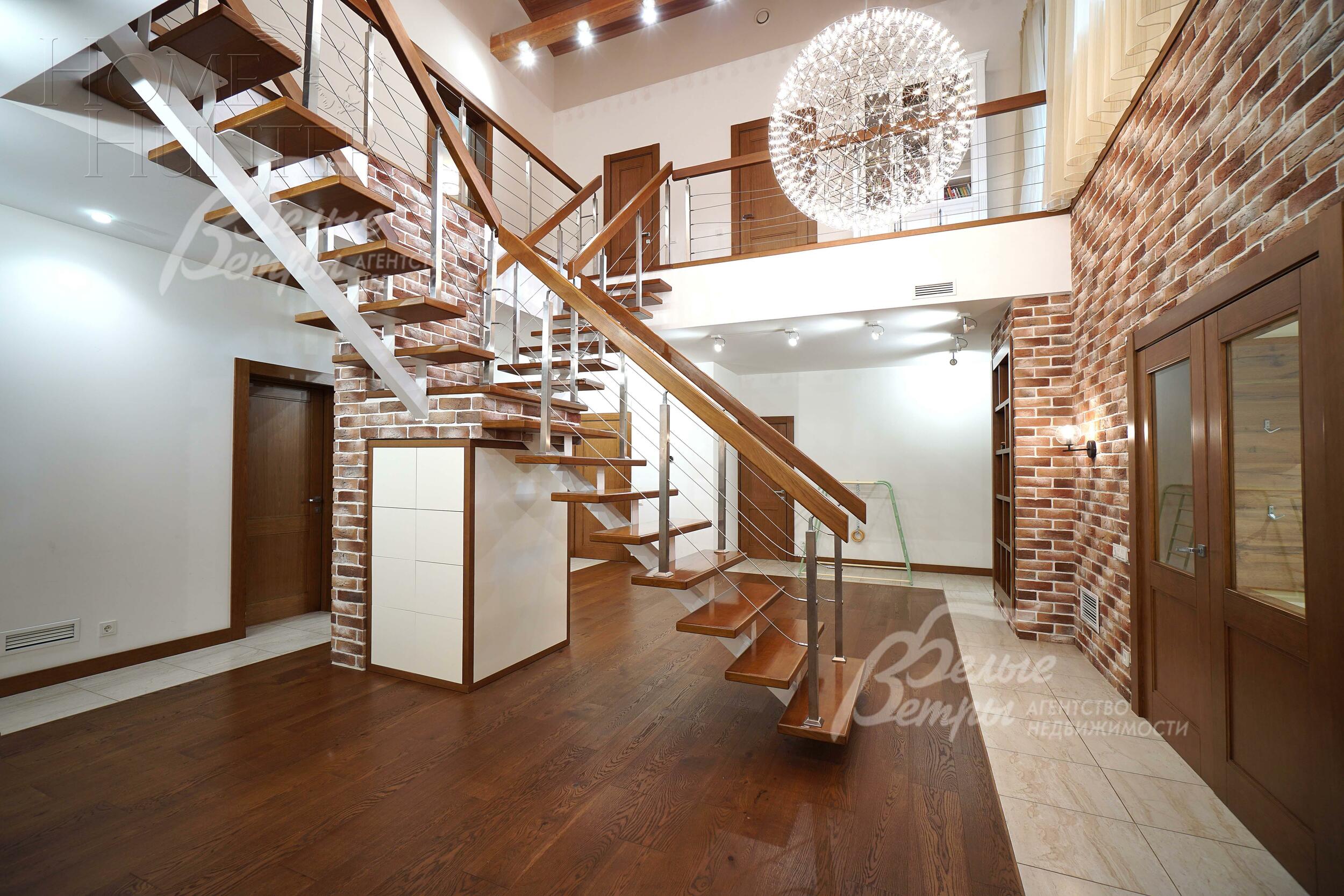 2-этажный коттедж 500 м² с отделкой