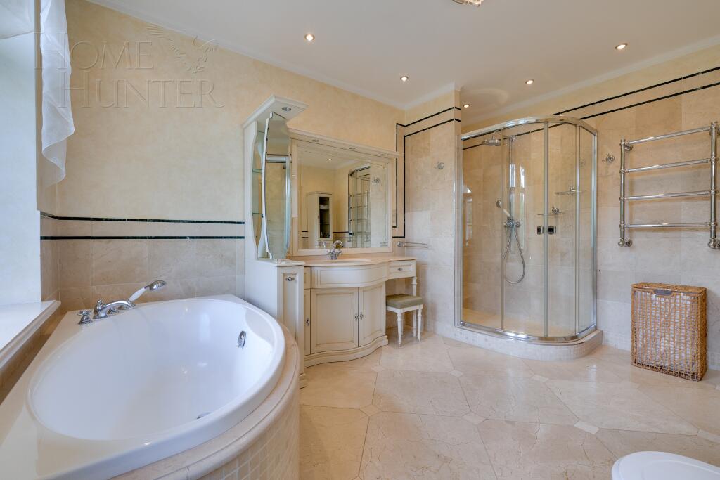 2-этажный коттедж 550 м² с отделкой